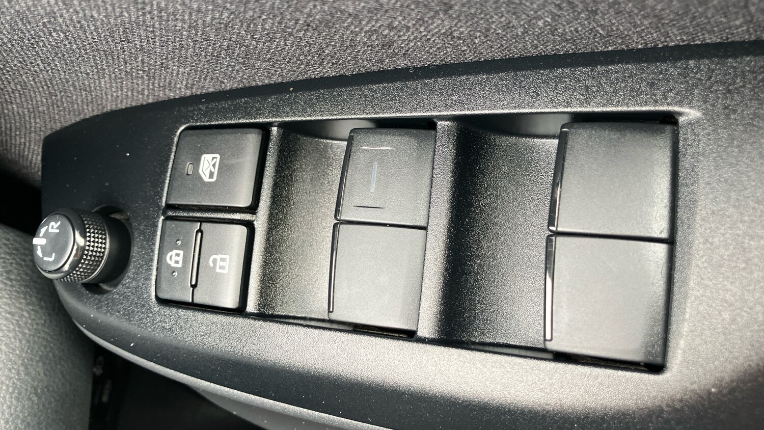 Used Toyota Yaris 2023 for sale - 76452628: Photo 22