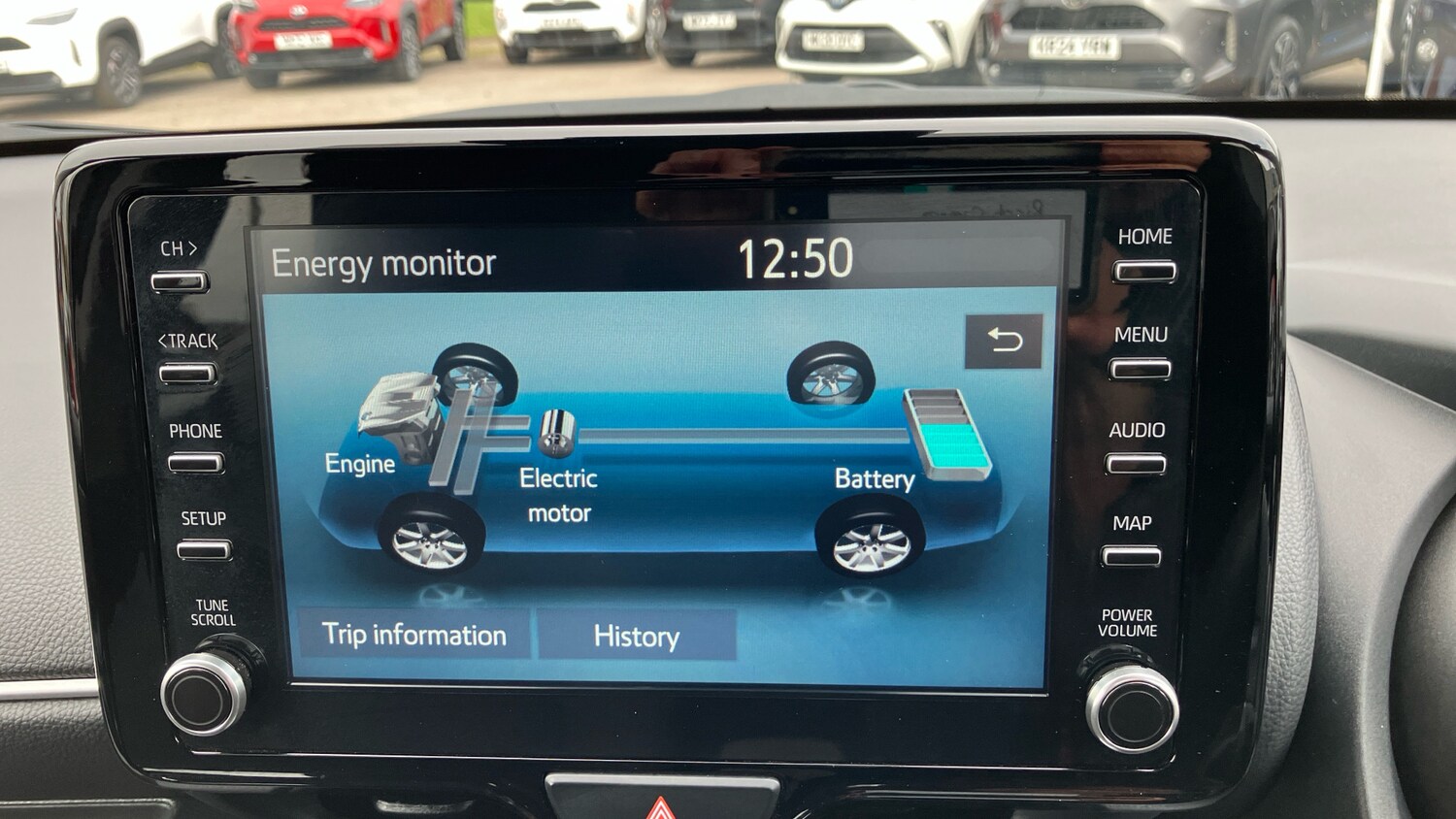 Used Toyota Yaris 2023 for sale - 76452628: Photo 28