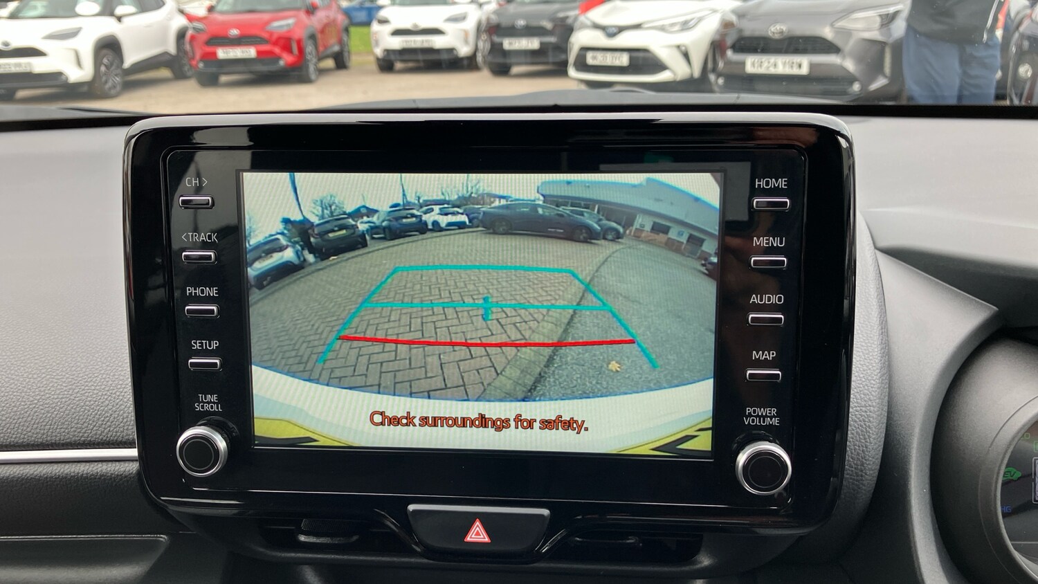 Used Toyota Yaris 2023 for sale - 76452628: Photo 31