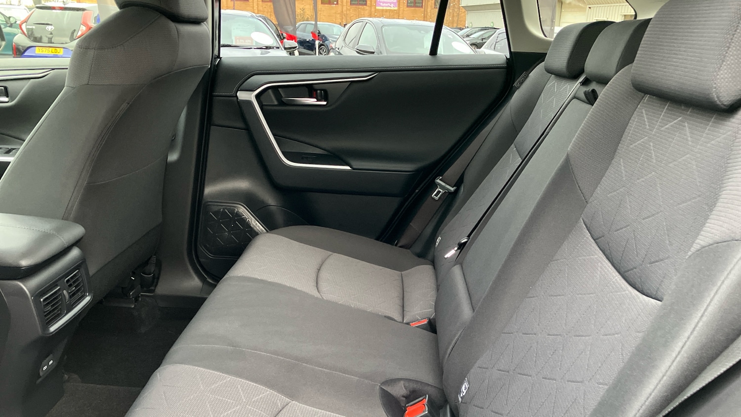 Used Toyota RAV4 2022 for sale - 77115800: Photo 13