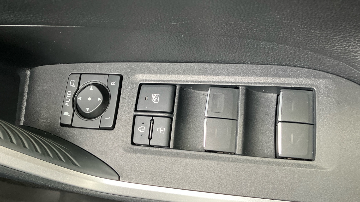 Used Toyota RAV4 2022 for sale - 77115800: Photo 22