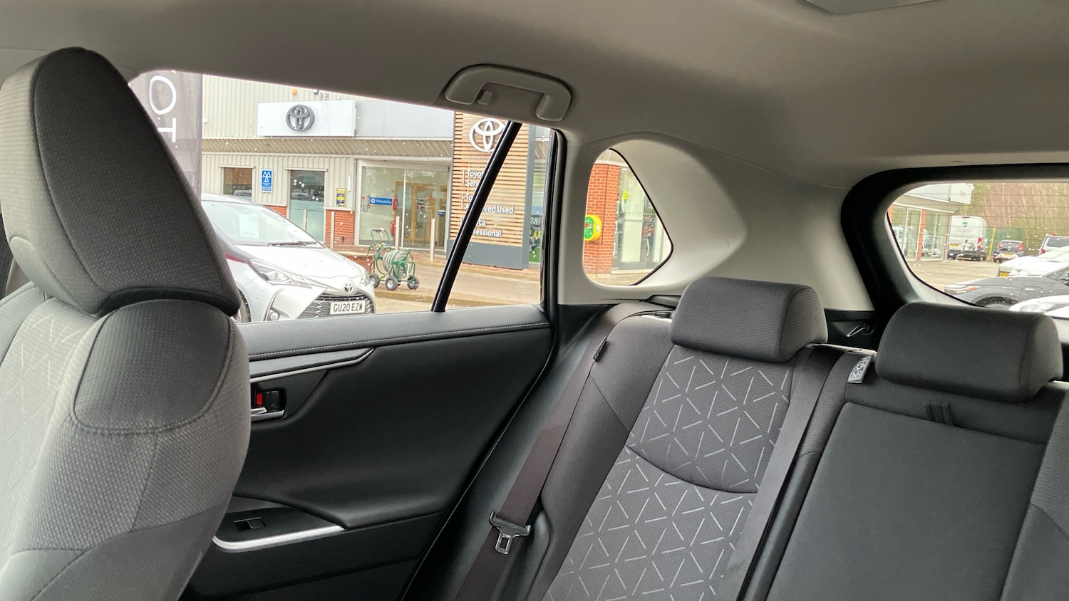 Used Toyota RAV4 2022 for sale - 77115800: Photo 24