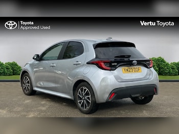 Used Toyota Yaris 2023 for sale - 75673204: Photo