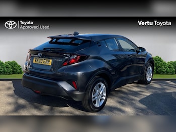 Used Toyota C-HR 2023 for sale - 78329285: Photo