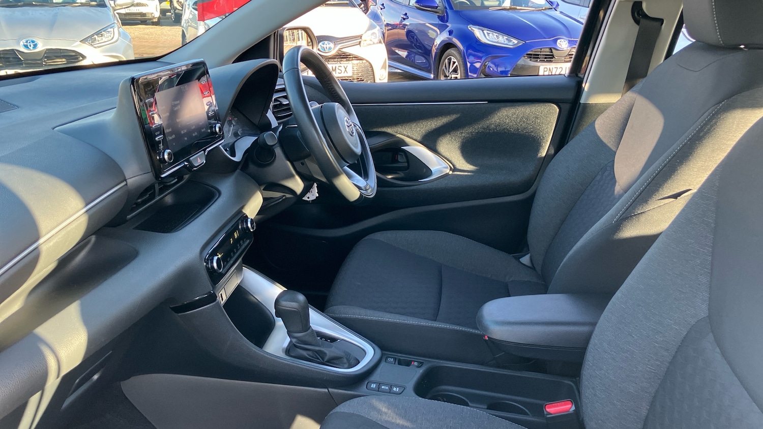 Used Toyota Yaris 2020 for sale - 76734924: Photo 10