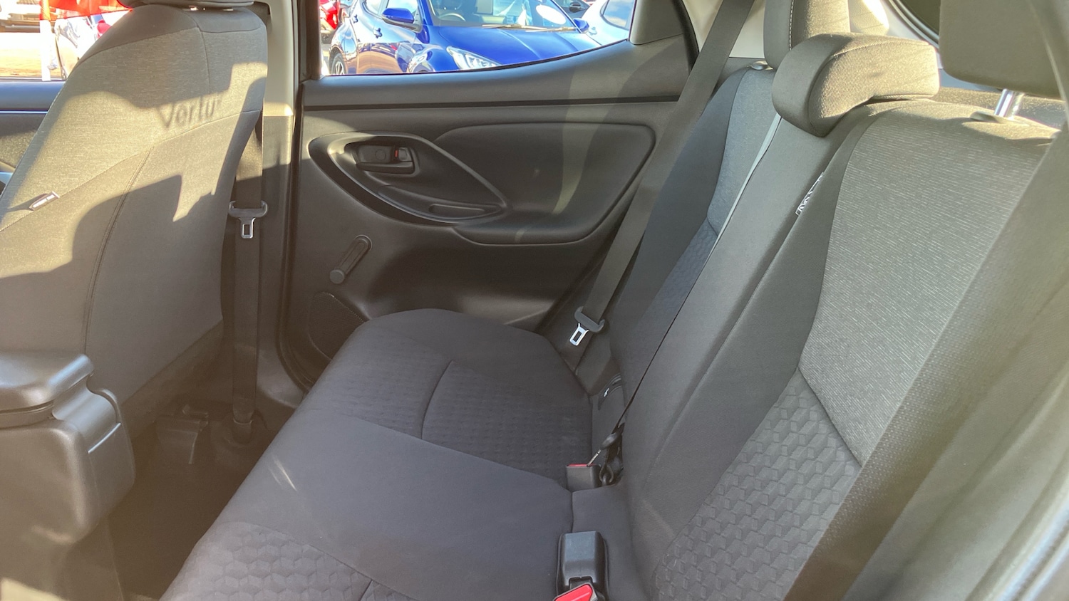 Used Toyota Yaris 2020 for sale - 76734924: Photo 13