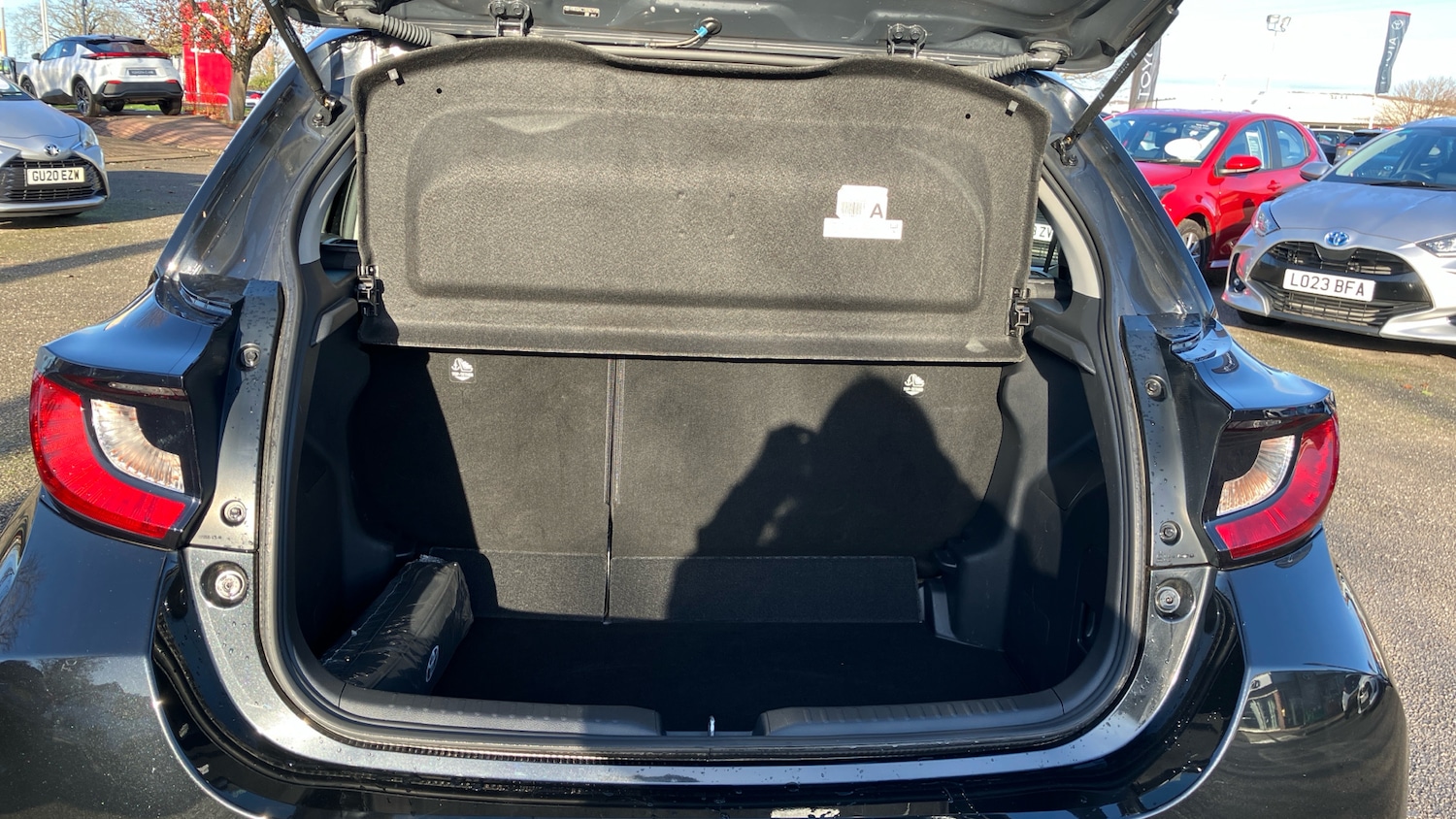 Used Toyota Yaris 2020 for sale - 76734924: Photo 14