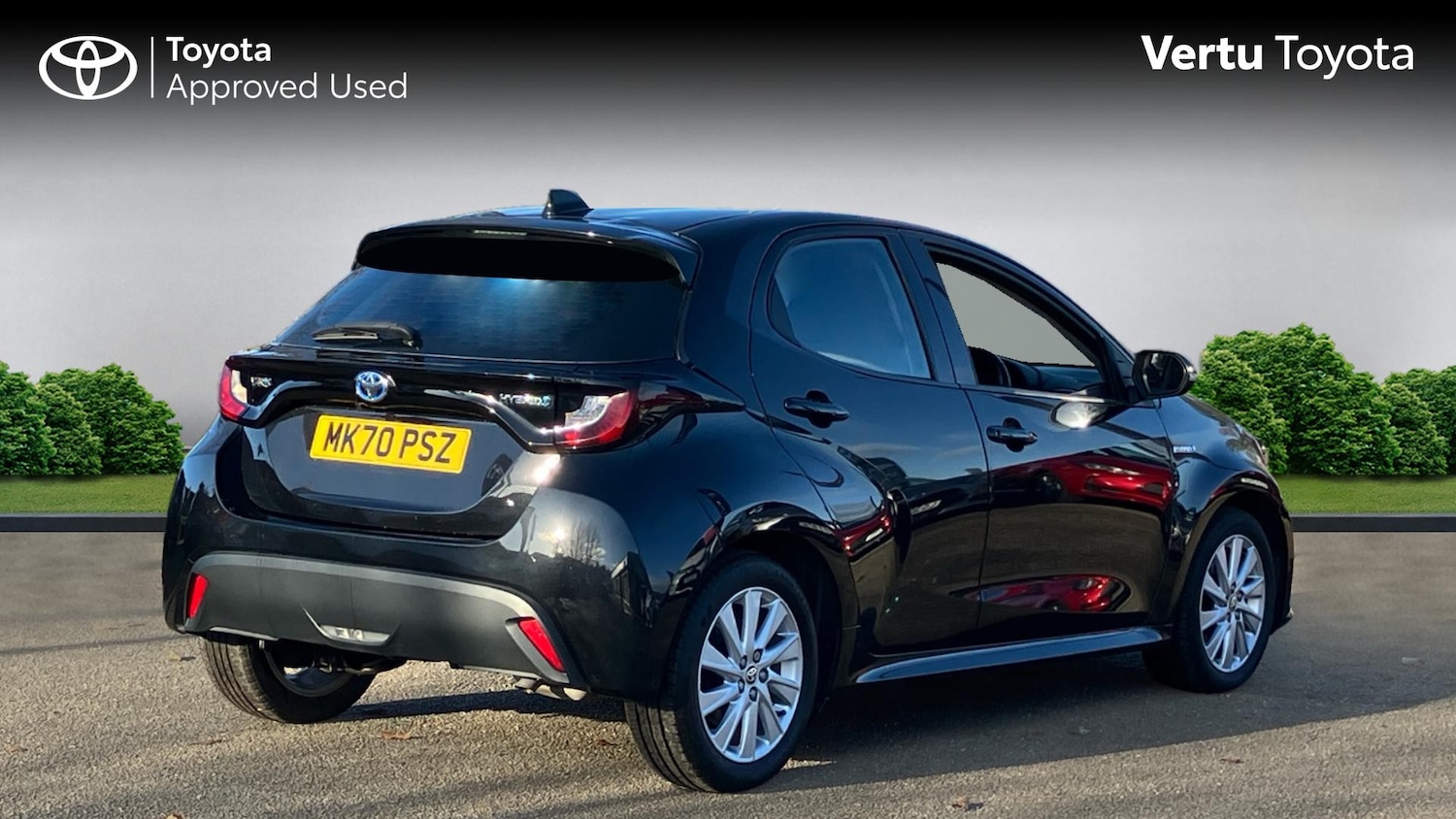 Used Toyota Yaris 2020 for sale - 76734924: Photo 2