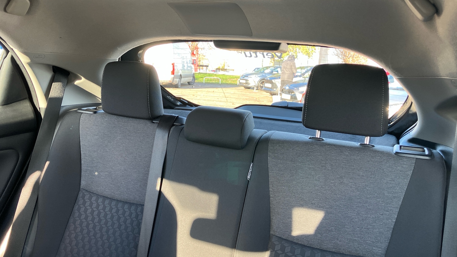 Used Toyota Yaris 2020 for sale - 76734924: Photo 23