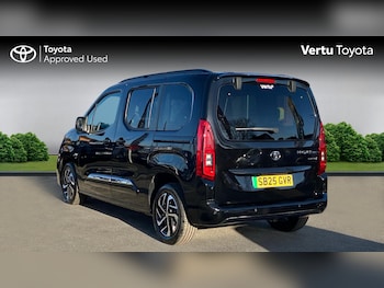 Used Toyota PROACE CITY Verso 2025 for sale - 77819525: Photo