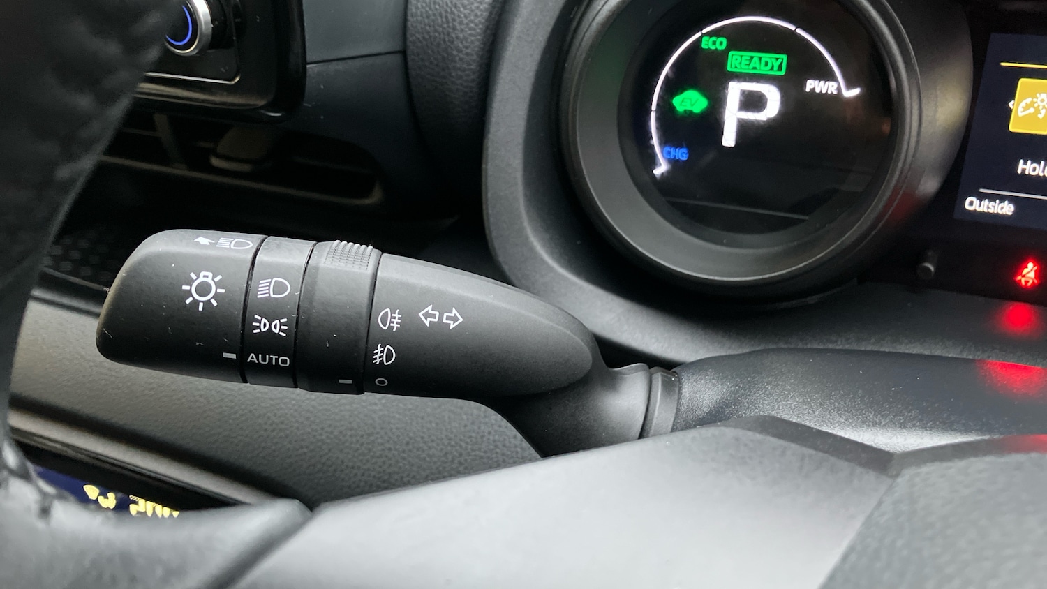 Used Toyota Yaris 2022 for sale - 77377963: Photo 38