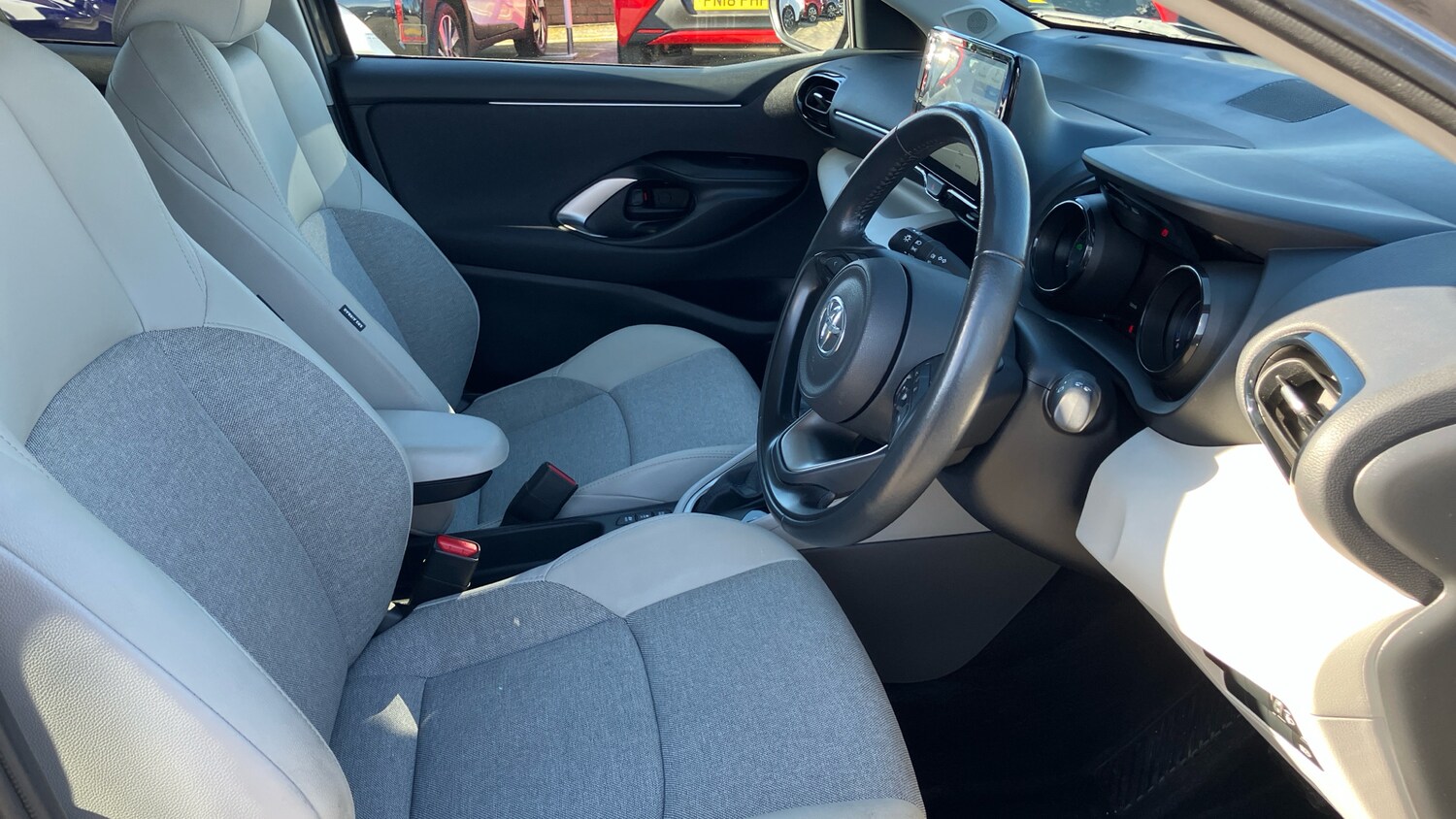 Used Toyota Yaris 2022 for sale - 78149794: Photo 11