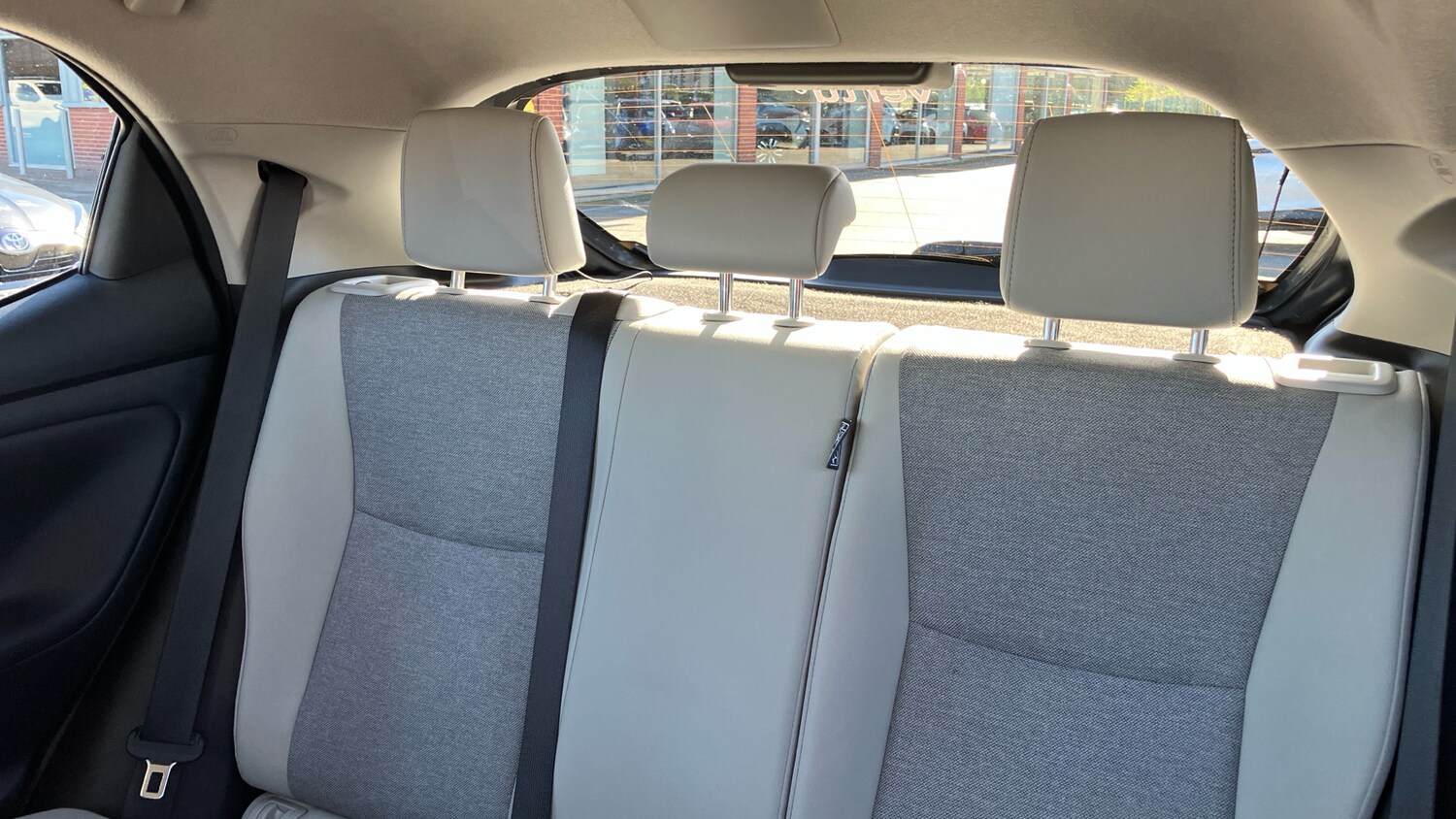 Used Toyota Yaris 2022 for sale - 78149794: Photo 23