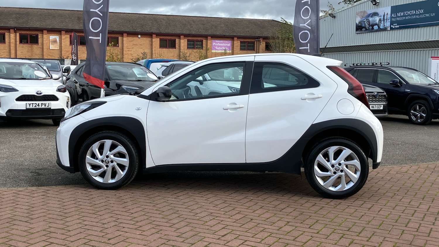 Used Toyota Aygo X 2022 for sale - 76461236: Photo 17