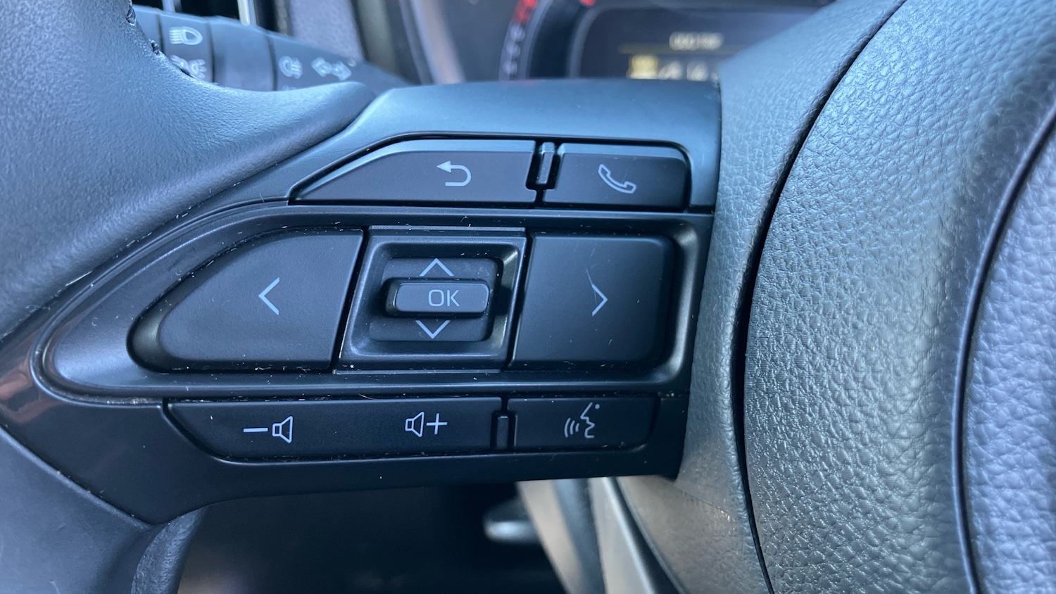 Used Toyota Aygo X 2023 for sale - 77962200: Photo 36