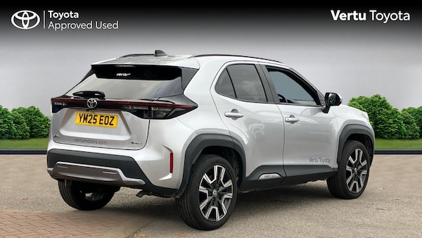 Used Toyota Yaris Cross 2025 for sale - 76133984: Photo 2