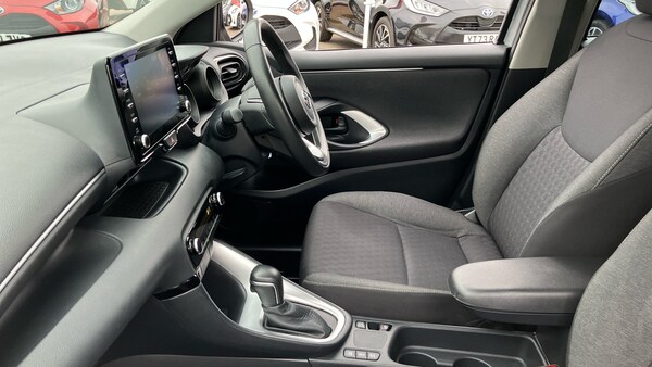 Used Toyota Yaris 2022 for sale - 76171700: Photo 10