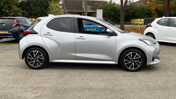 Used Toyota Yaris 2022 for sale - 76171700: Photo 16