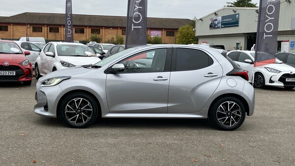 Used Toyota Yaris 2022 for sale - 76171700: Photo 17