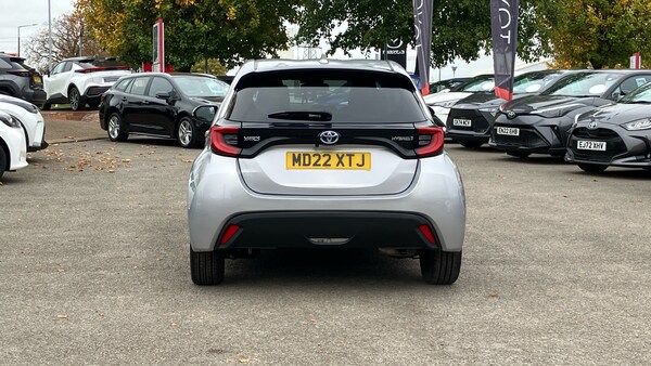 Used Toyota Yaris 2022 for sale - 76171700: Photo 19