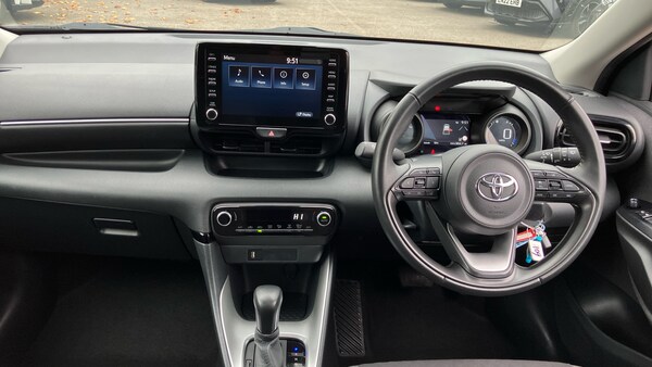 Used Toyota Yaris 2022 for sale - 76171700: Photo 5