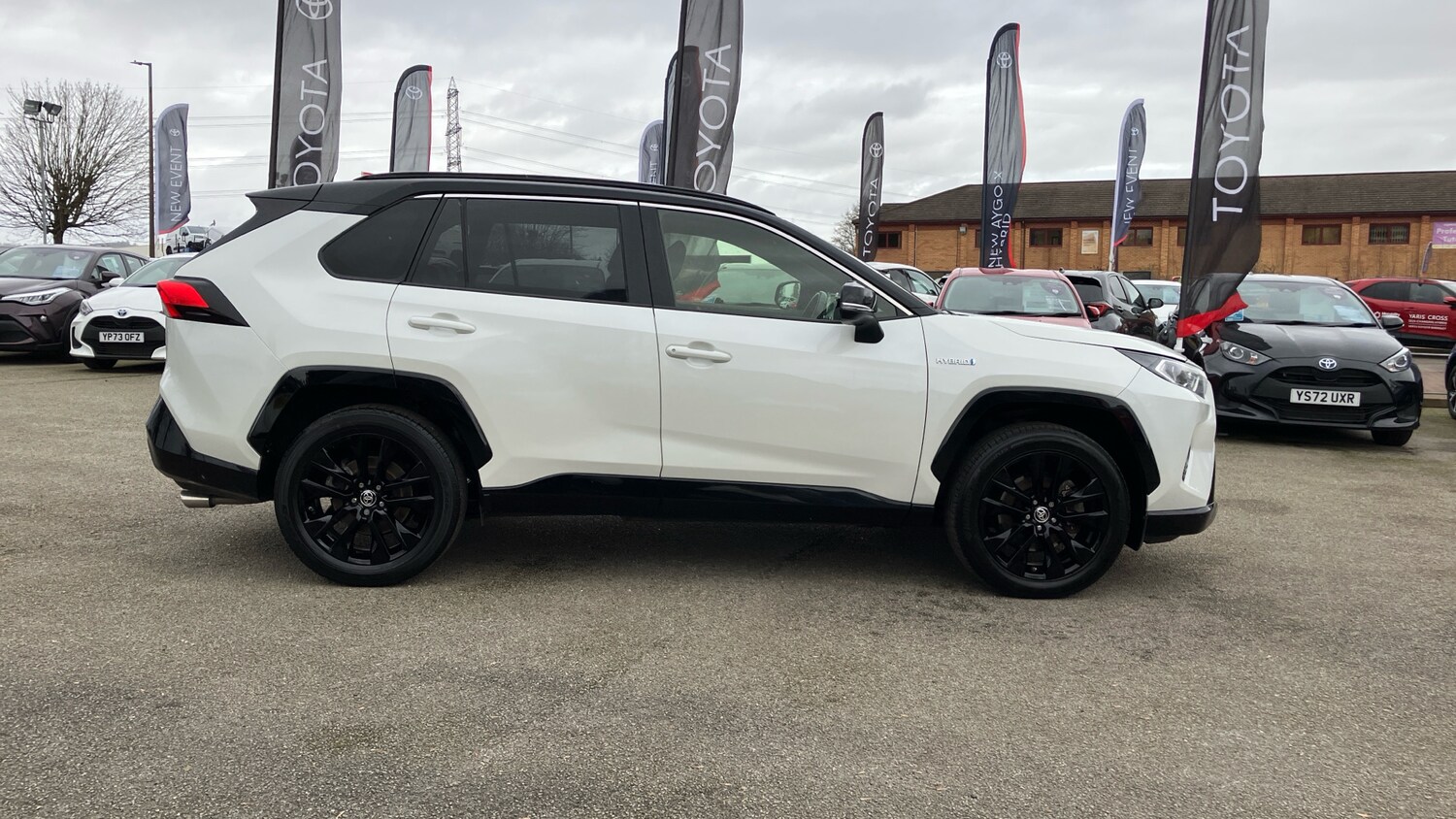 Used Toyota RAV4 2021 for sale - 77675329: Photo 16