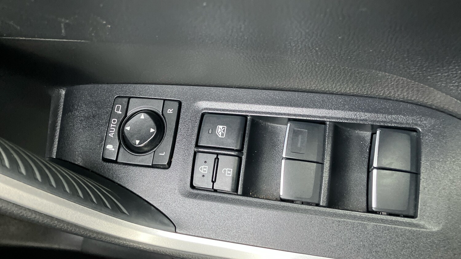 Used Toyota RAV4 2021 for sale - 77675329: Photo 22