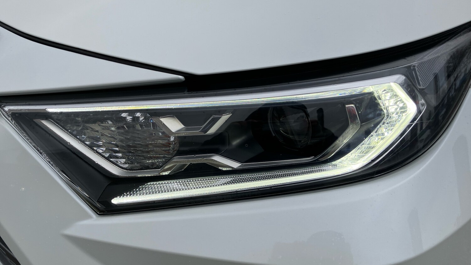 Used Toyota RAV4 2021 for sale - 77675329: Photo 32