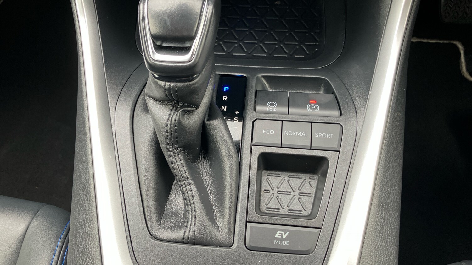 Used Toyota RAV4 2021 for sale - 77675329: Photo 35