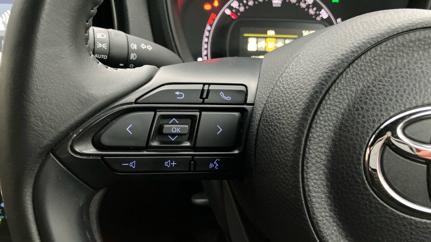 Used Toyota Aygo X 2022 for sale - 77336416: Photo 36