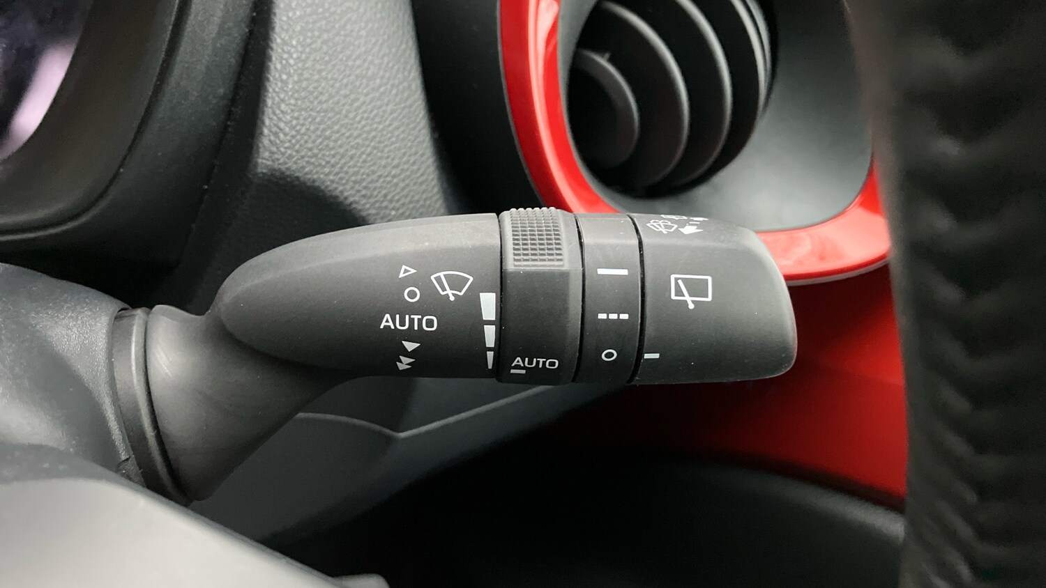 Used Toyota Aygo X 2022 for sale - 77336416: Photo 39