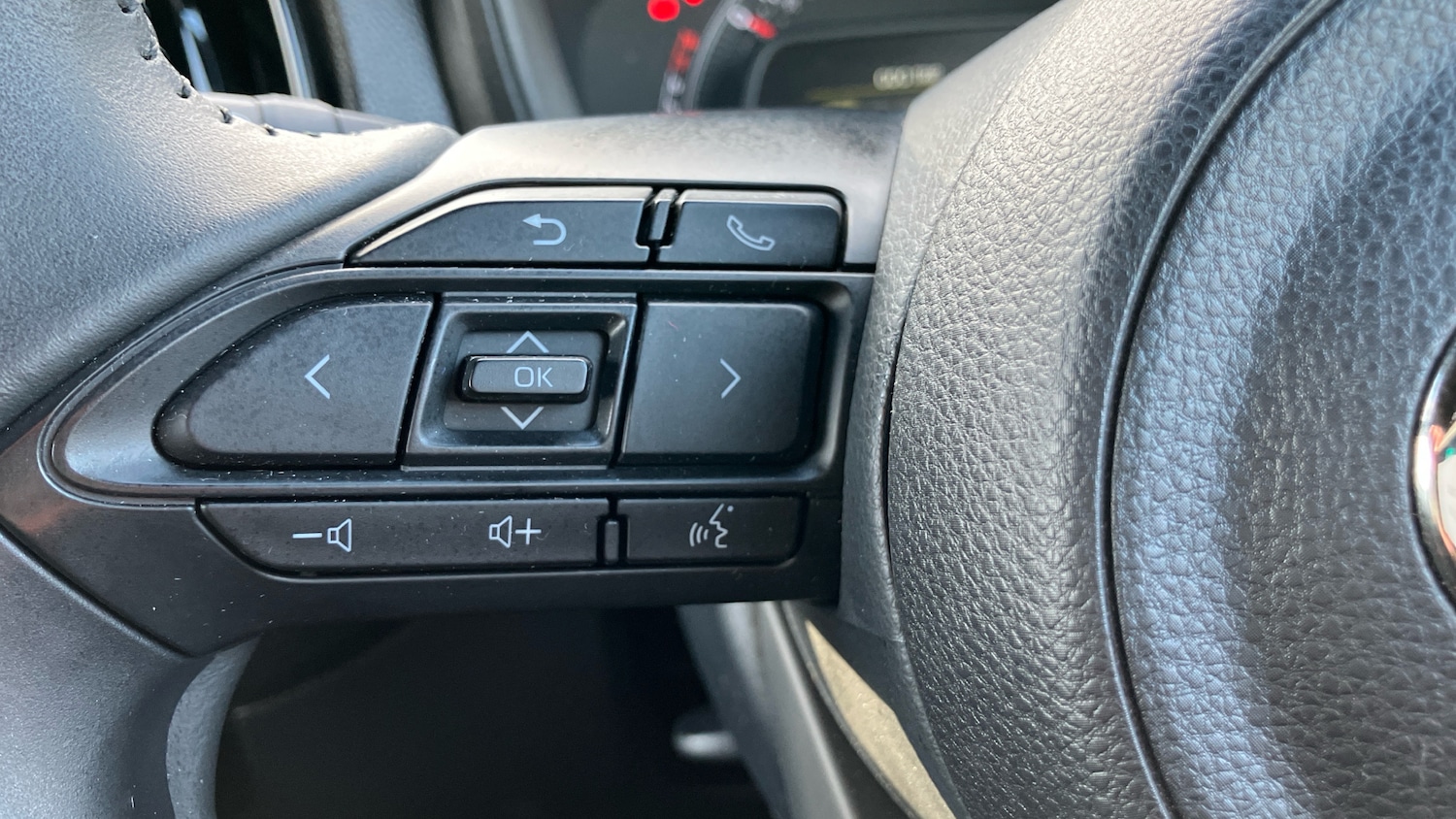 Used Toyota Aygo X 2023 for sale - 77848774: Photo 36