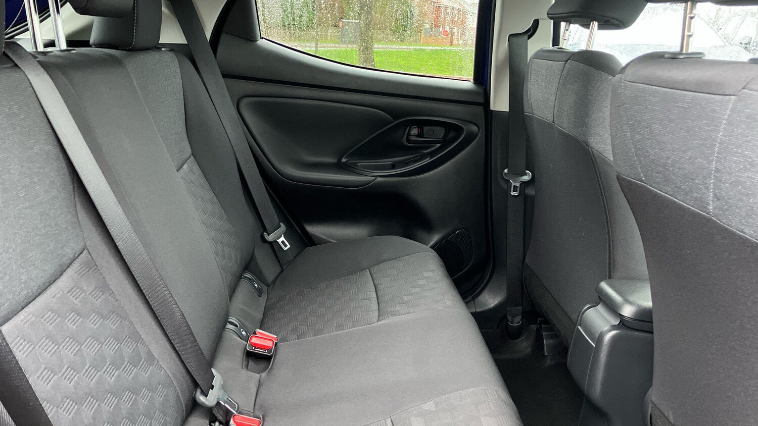 Used Toyota Yaris 2024 for sale - 77519732: Photo 12