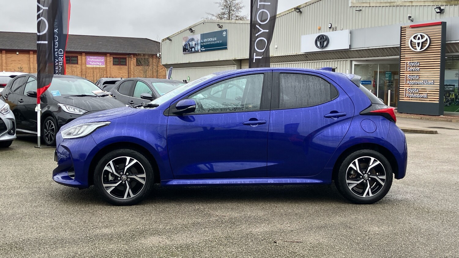 Used Toyota Yaris 2024 for sale - 77519732: Photo 17