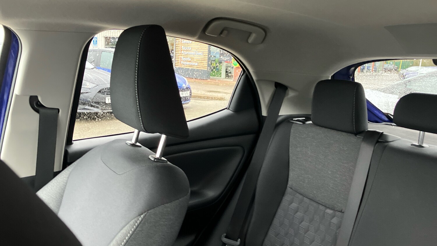 Used Toyota Yaris 2024 for sale - 77519732: Photo 24