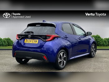 Used Toyota Yaris 2024 for sale - 77519732: Photo