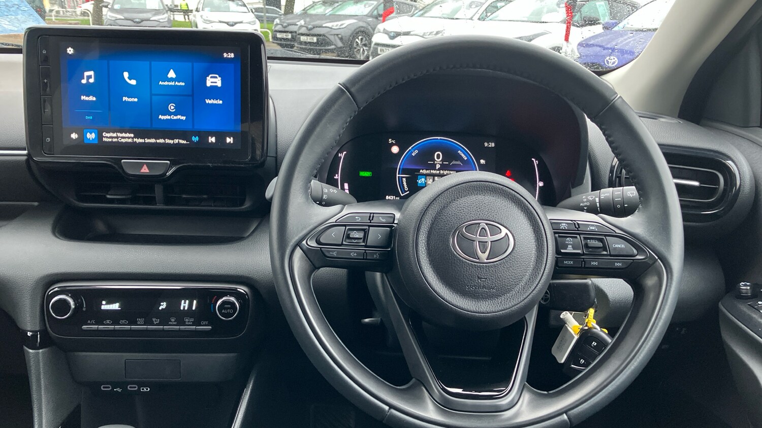 Used Toyota Yaris 2024 for sale - 77519732: Photo 6