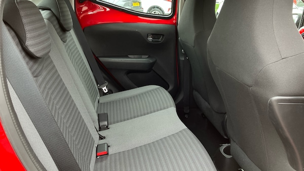 Used Toyota AYGO 2019 for sale - 76275890: Photo 12