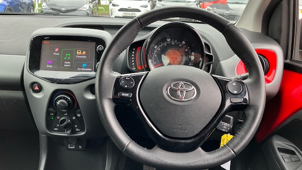 Used Toyota AYGO 2019 for sale - 76275890: Photo 6