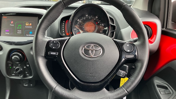 Used Toyota AYGO 2019 for sale - 76275890: Photo 8