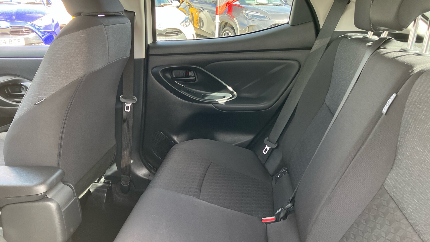 Used Toyota Yaris 2023 for sale - 77836776: Photo 13