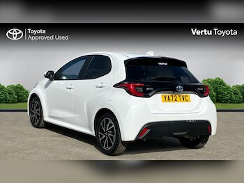 Used Toyota Yaris 2023 for sale - 77836776: Photo