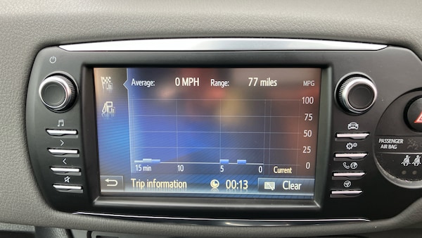 Used Toyota Yaris 2019 for sale - 76220696: Photo 28