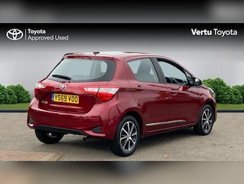 Used Toyota Yaris 2019 for sale - 76220696: Photo 2