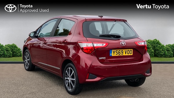 Used Toyota Yaris 2019 for sale - 76220696: Photo 4