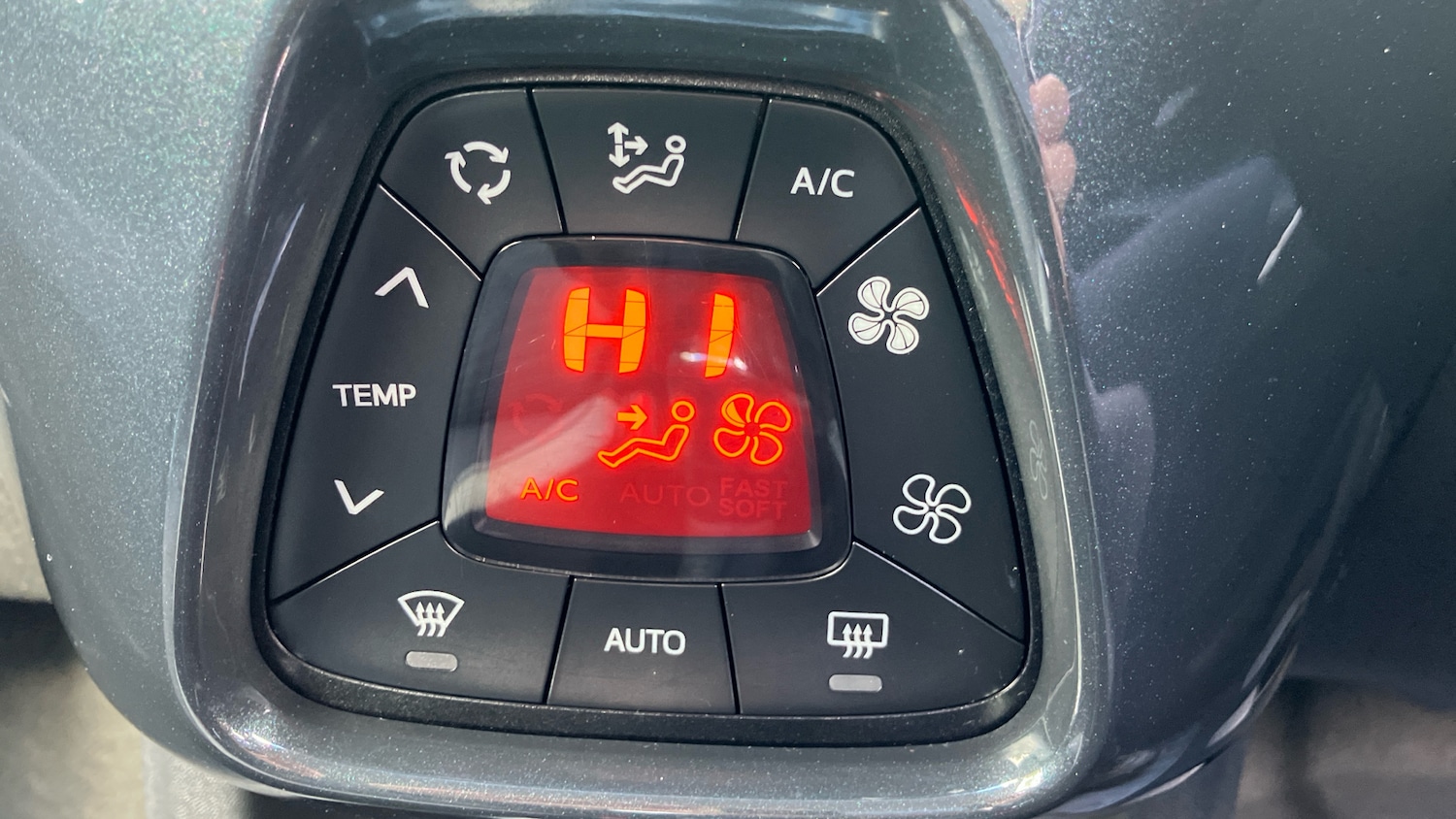 Used Toyota AYGO 2020 for sale - 76171706: Photo 34