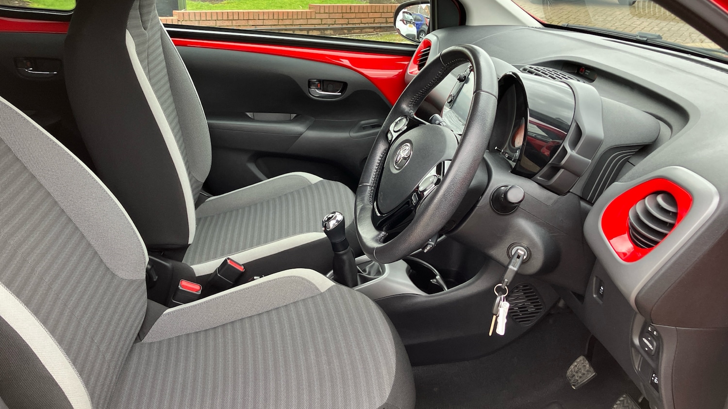 Used Toyota AYGO 2019 for sale - 77545719: Photo 11