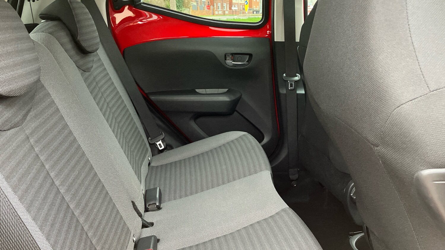 Used Toyota AYGO 2019 for sale - 77545719: Photo 12
