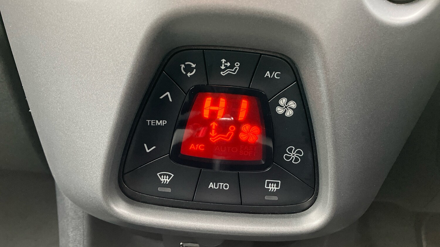 Used Toyota AYGO 2019 for sale - 77545719: Photo 34