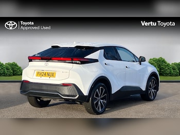 Used Toyota C-HR 2024 for sale - 77195185: Photo